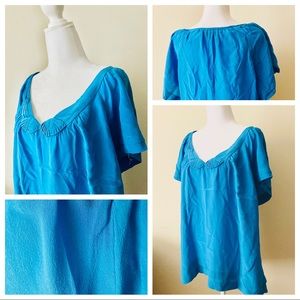 Banana Republic 100% Silk Blouse in XL
